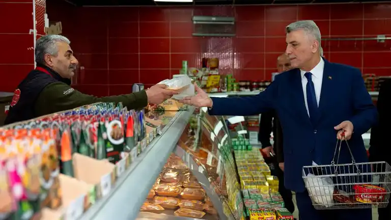 Bolat: Ekonomiyi Yıkmaya Çalışanlar Kaybedecek Bolat: Ekonomiyi Yıkmaya Çalışanlar Kaybedecek
