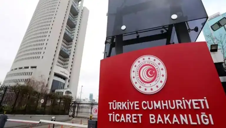 Sosyal Medya Etkileyicilerine Hukuki Eğitim Programı Başladı Sosyal Medya Etkileyicilerine Hukuki Eğitim Programı Başladı