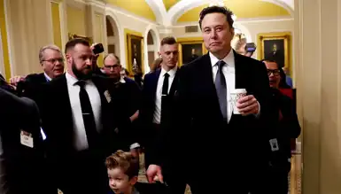 Musk: Fed'de Fazla Personel Var!