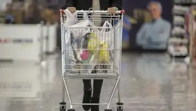 Marketlerde Fiyat Fırtınası: Patlıcan Rekor Kırdı!
