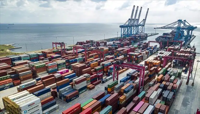 Ekim Ayında Dış Ticaret Açığı Daraldı