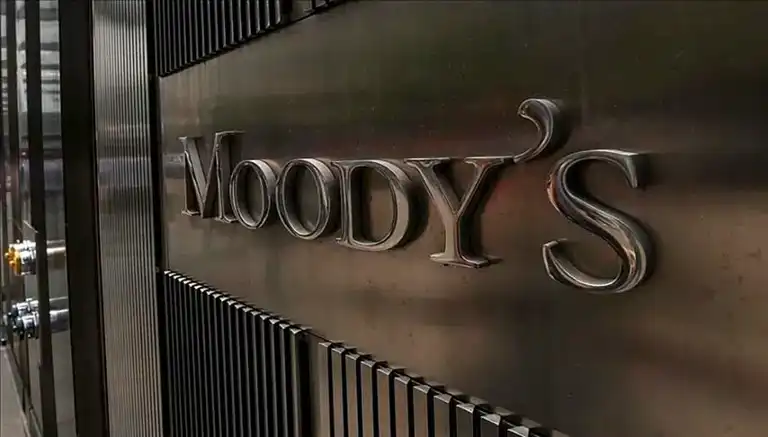Moody's, Fransa'nın Kredi Notunu Düşürdü